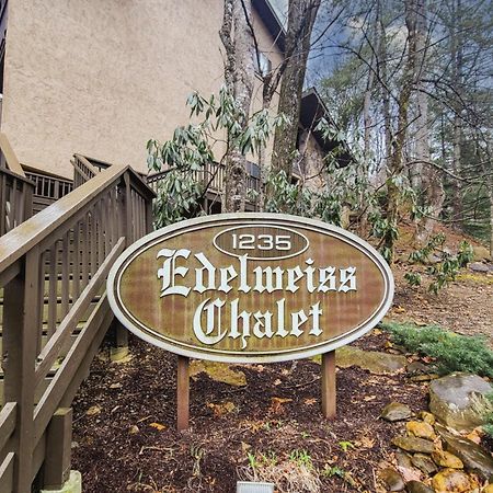 Obear Mountain Is A Newly Updated Condo In Chalet Village Of Gatlinburg! Extérieur photo