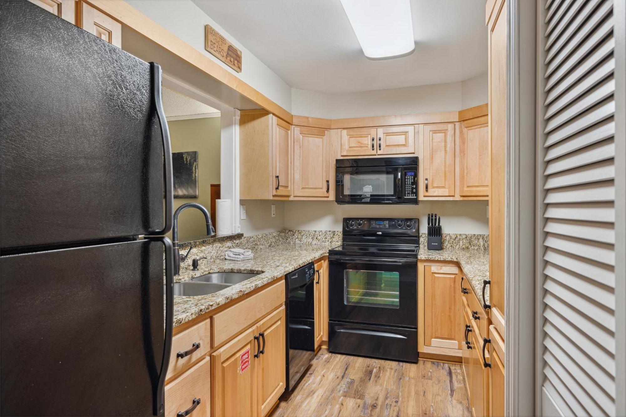 Obear Mountain Is A Newly Updated Condo In Chalet Village Of Gatlinburg! Extérieur photo